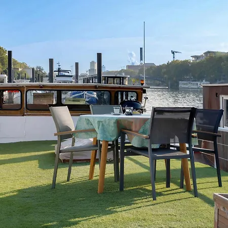 Peniche Insolite Sur La Seine 3*
