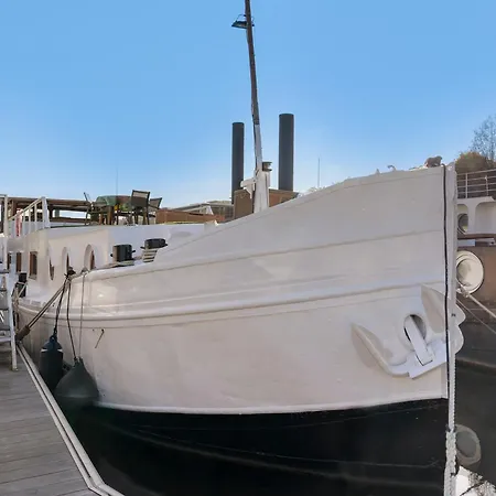 Peniche Insolite Sur La Seine 3* Asnières